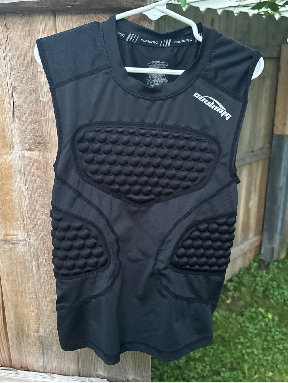 COOLA Black Men’s Sleeveless Padded Swim Rash Guard